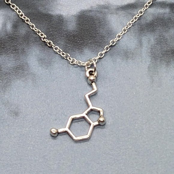 Baroque Vintage Jewelry - Silver Serotonin Chemical Molecule Necklace